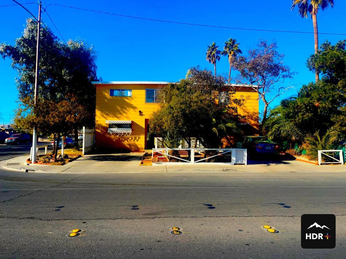 The Yellow Penthouse Llc Las Vegas Luaran gambar