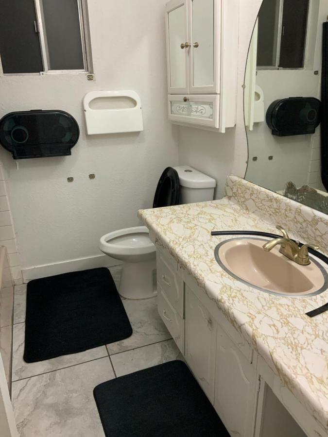 The Yellow Penthouse Llc Las Vegas Luaran gambar